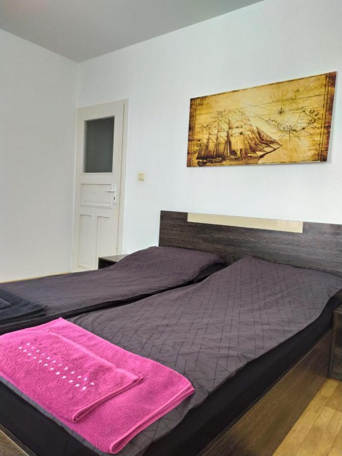 Apartament Bogoslovovi Varna Exteriör bild