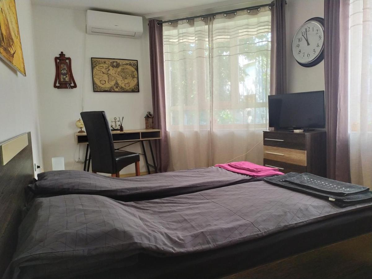 Apartament Bogoslovovi Varna Exteriör bild