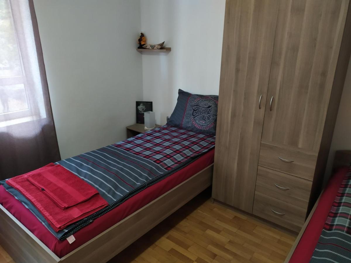 Apartament Bogoslovovi Varna Exteriör bild