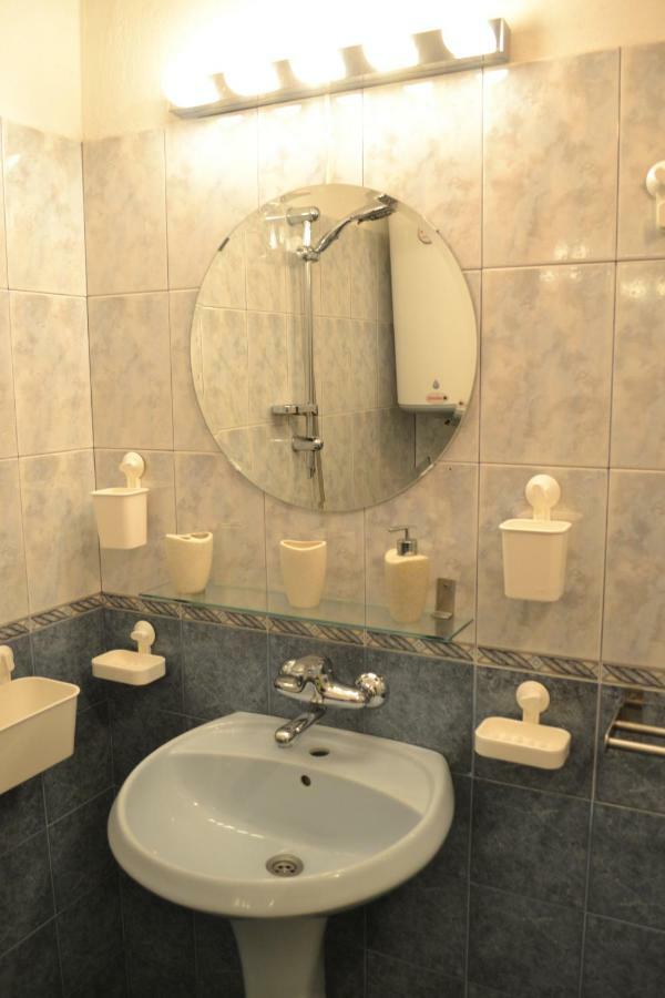 Apartament Bogoslovovi Varna Exteriör bild
